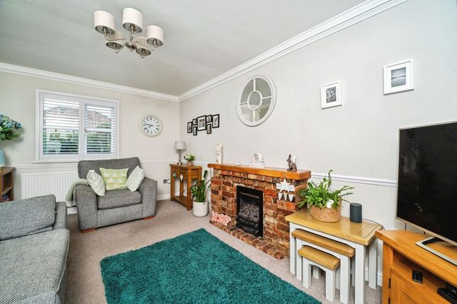 Rose Cottage 17, Whitehall Country Cottages, Cleethorpes photo 3
