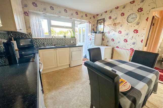 Semi-detached bungalow for sale in Hadleigh Road, Clacton-On-Sea