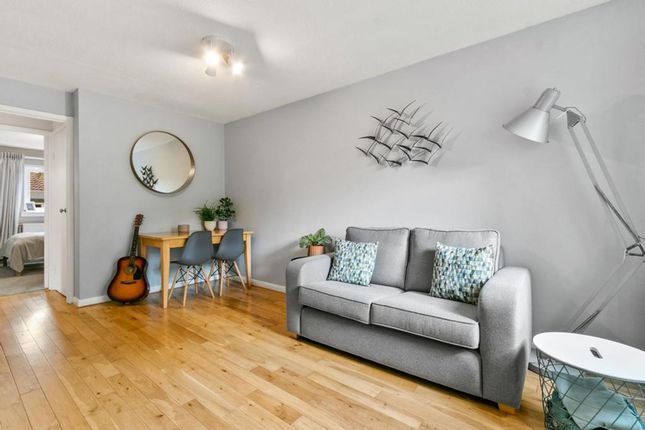 25 Ryat Green, Glasgow photo 4