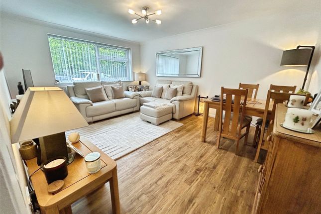 10, Farr Drive, Coventry photo 2