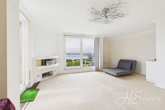 Flat 13 Teneriffe, Middle Warberry Road, Torquay photo 4
