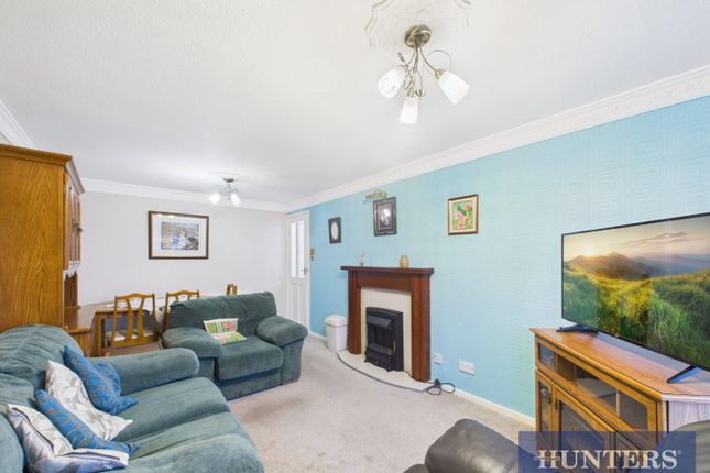 83, Viking Road, Bridlington photo 4