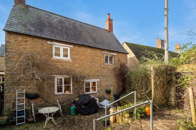 Thumbnail Detached house for sale in Little Lane Aynho Banbury, Oxfordshire