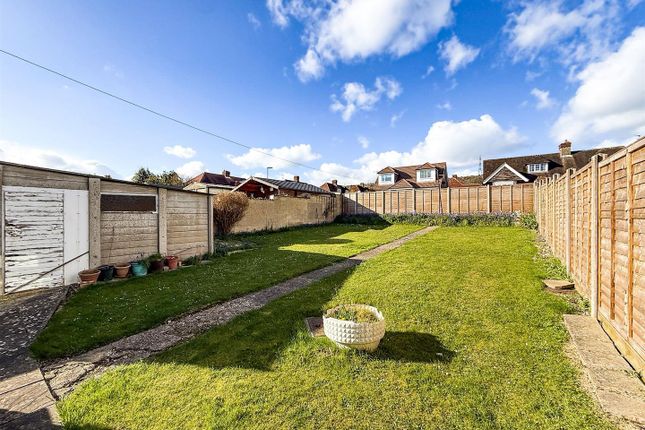 15, Leith Avenue, Fareham photo 2