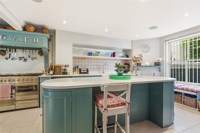 32, Eland Road, London photo 3