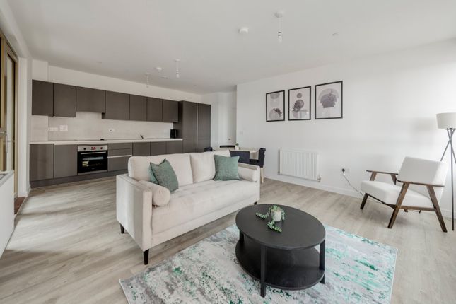 Ilderton Road, London photo 2