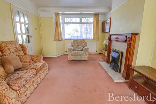 18, Albert Street, Brentwood photo 3