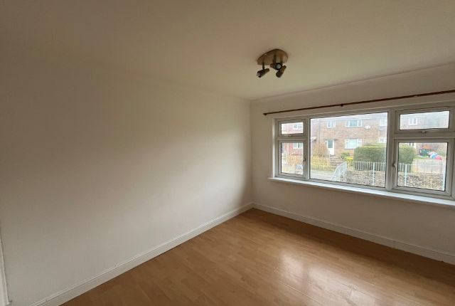 12, Gloucester Court, Caerleon photo 3