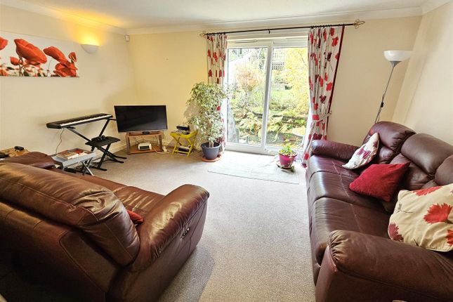 16, Meadow Brook, Tavistock photo 3