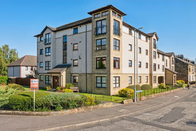 Thumbnail Flat for sale in Brown Court, Grangemouth