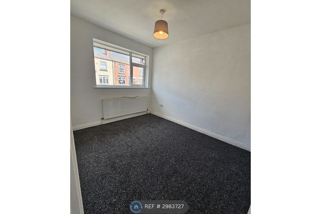 St James St, Farnworth, Bolton photo 3