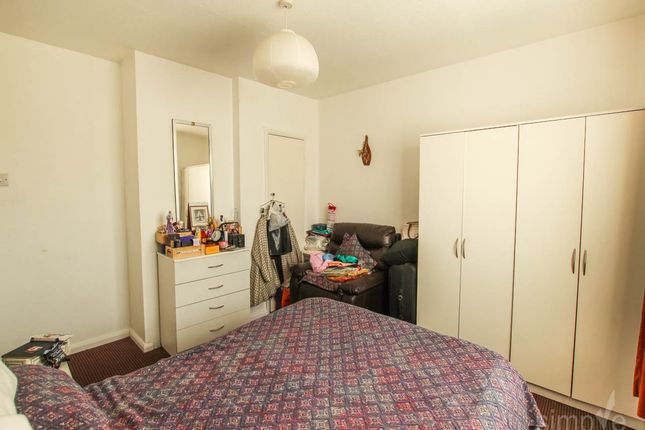 West End Road, Ruislip Middlesex photo 5