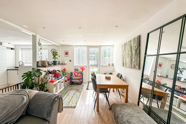 10 Cheshire Way, Wirral photo 3