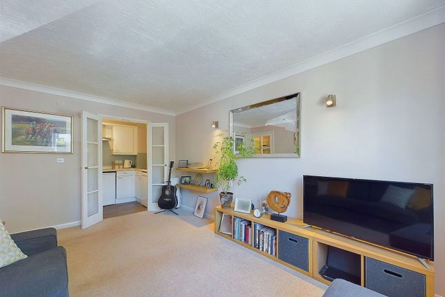 Cissbury Court,Flat 17, Findon Road, Worthing photo 4