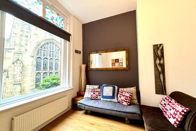 Newcastle upon Tyne photo 3
