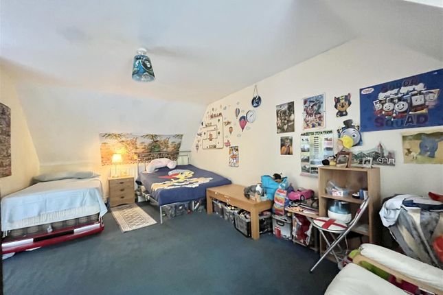 49b, Waites Lane, Fairlight photo 4