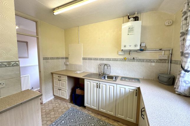 36, Mill Lane, Caldicot photo 3