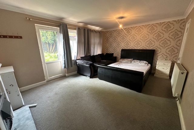 174, Fulmar Lane, WELLINGBOROUGH photo 4