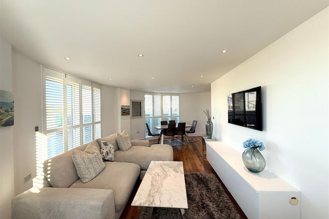 Flower Lane, Mill Hill photo 2