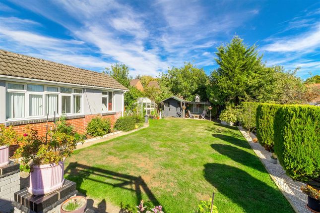 2, Osborn Close, Wellingborough photo 4