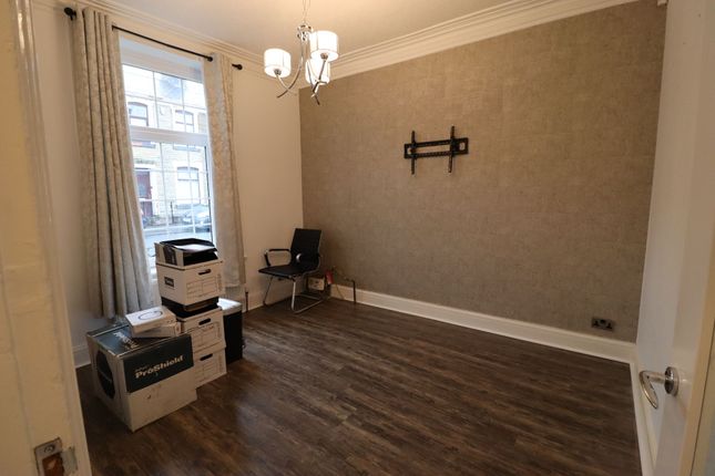 51 London Terrace, Darwen photo 4