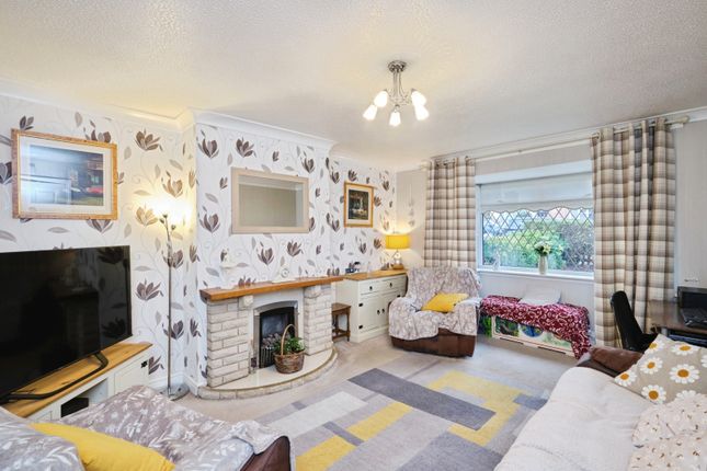 104, Folliott Road, Birmingham photo 3
