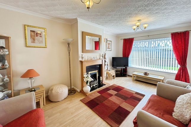 30 Pentre Afan, Port Talbot photo 3