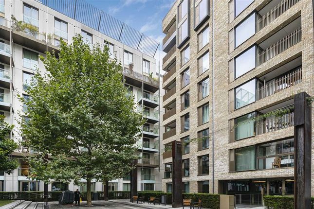 Thumbnail Flat for sale in Pearson Square, London