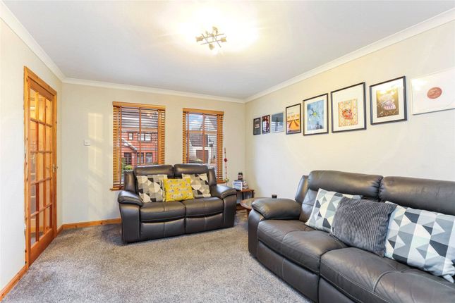 69, Glen Sannox Drive, Glasgow photo 3