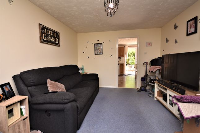 18, Bugsby Way, Kesgrave photo 4