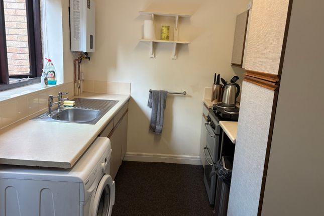 15, Malton photo 2