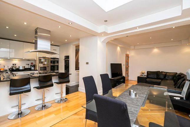 127 Lord Avenue, Ilford photo 4