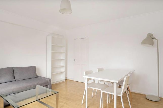 23, Stuart Mill House, Kings Cross photo 4