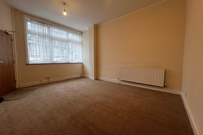 9 Granville Road, Felixstowe photo 4