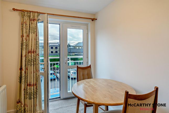 Flat for sale in St. Stephens Fold, Lindley, Huddersfield