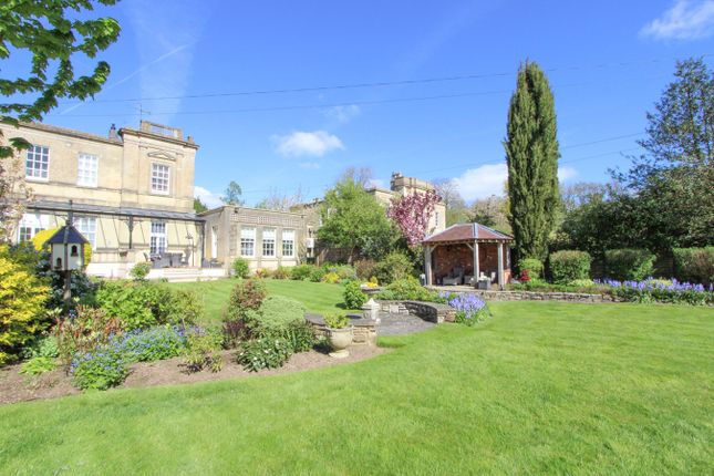 Country house for sale in Old Gloucester Road, Winterbourne
