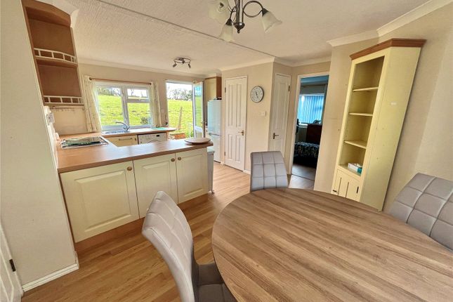 22 Shillingford Park,, Carmarthen Road, Pembrokeshire photo 3