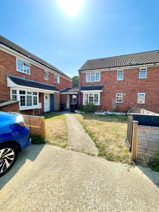 Thumbnail Terraced house to rent in Lincoln Crescent, Biggleswade