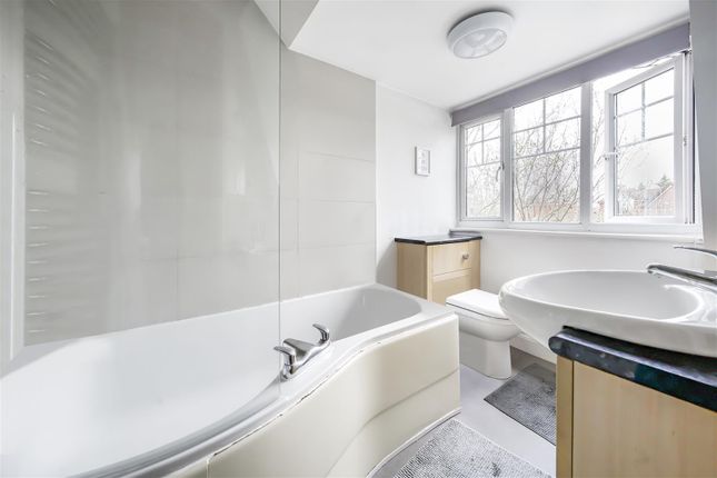 Flat for sale in Chudleigh Road, Twickenham