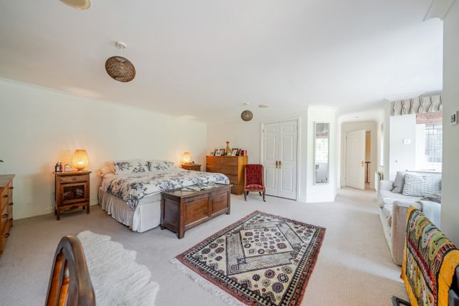 2, Oakhurst Close, Chislehurst photo 3