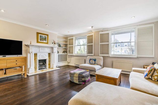 Flat for sale in Inverness Terrace, London