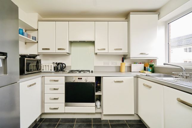 22, Harrier Drive, Didcot photo 3