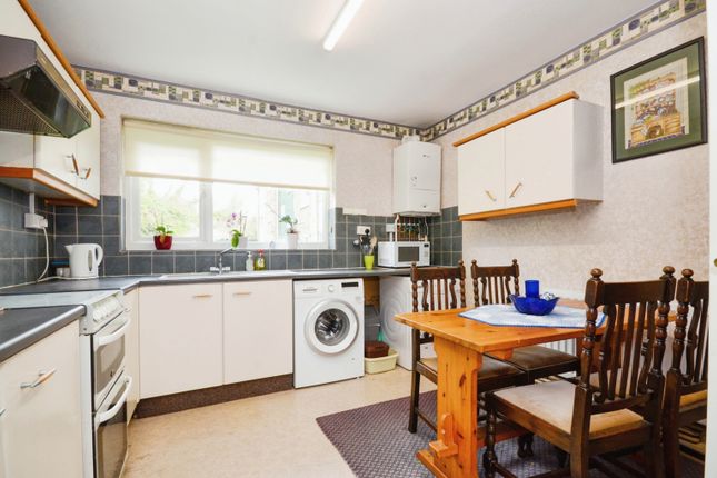 Flat for sale in Sycamore Road, Rickmansworth