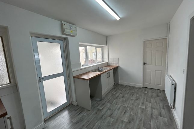 68, Mildred Street, Beddau photo 4