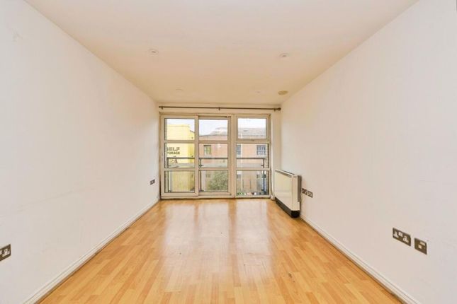 Flat 10, Magnum House, 170 London Road, Kingston Upon Thames photo 3