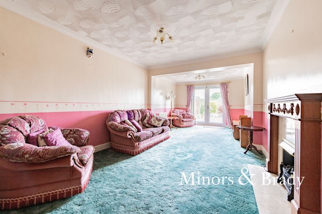 36 Moore Avenue, Norwich photo 4