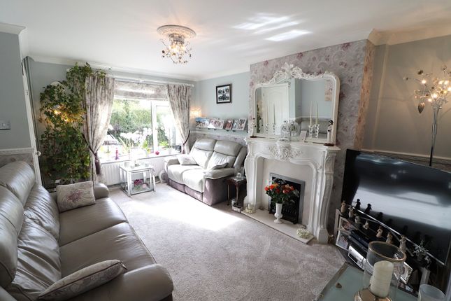 8C,, Long Lane, Stevenage photo 4