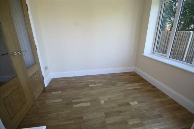 38b, South Lane, Aldershot photo 4