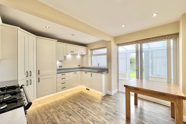 10, Coniston Avenue, Hambleton photo 4