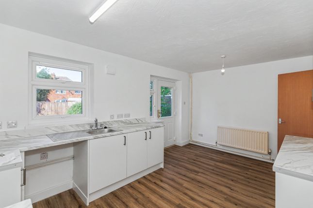 20 Croxford Gardens, Kidlington photo 4